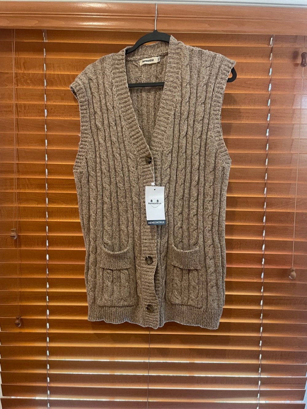 Aeneontrue Cable Knit Sleeveless Button Cardigan Vest - Neutral Taupe (OL2)